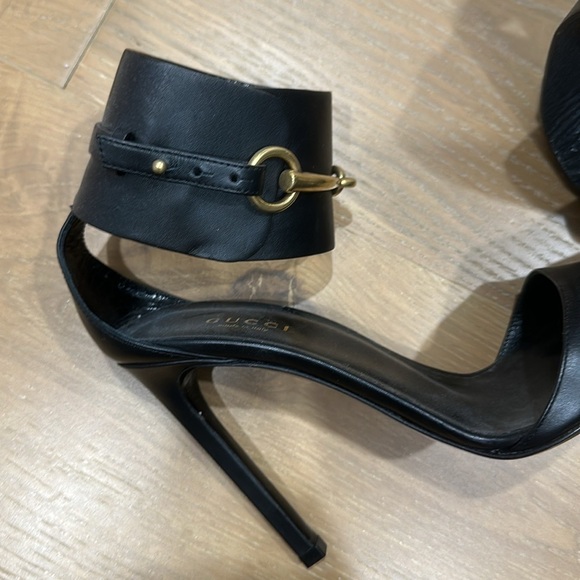 Gucci Ursula Pumps - Picture 2 of 3